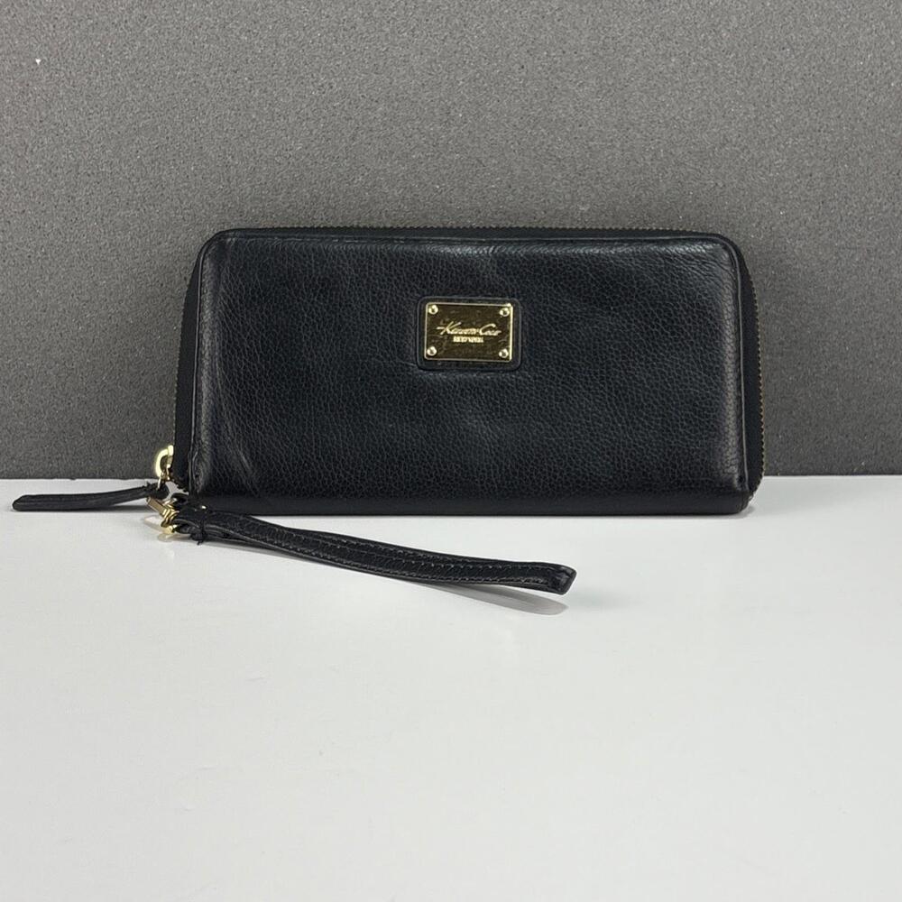 Kenneth Cole Black Leather Zip Wristlet Wallet with Gold Plate